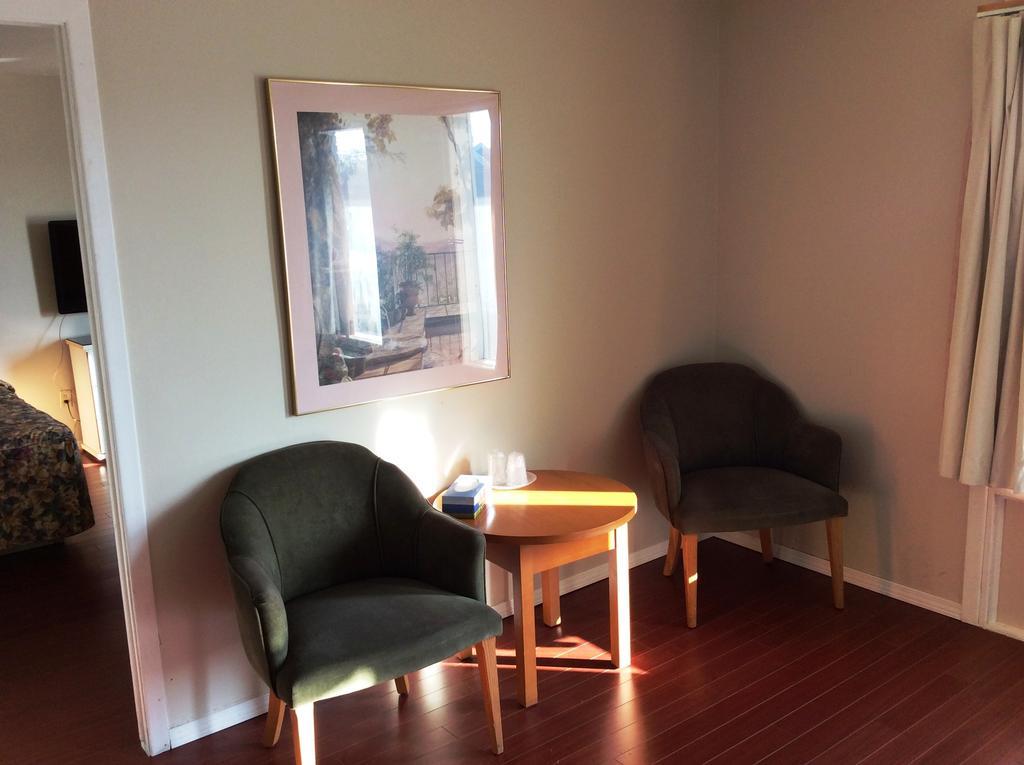 Motel Saint Bruno Saint-Bruno-de-Montarville Quarto foto