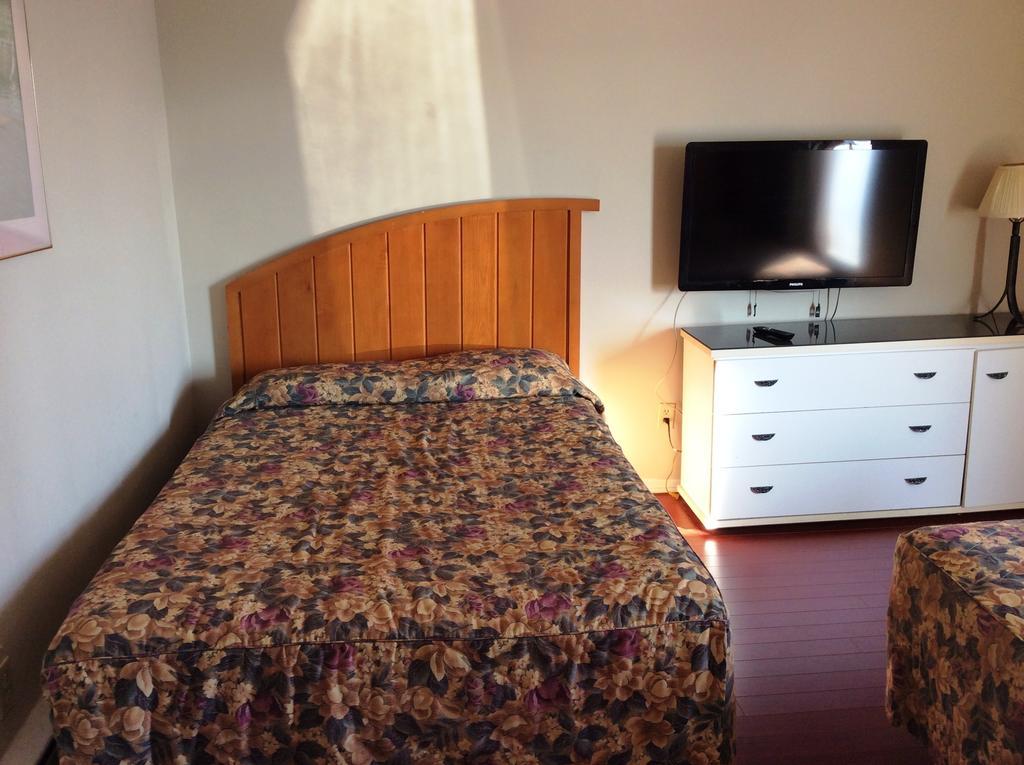 Motel Saint Bruno Saint-Bruno-de-Montarville Quarto foto